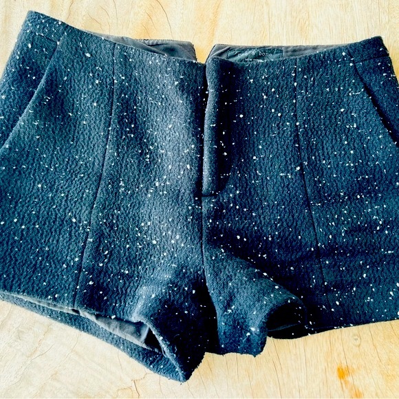 Rag & Bone, speckled Tweed shorts - size 4 - Picture 2 of 6